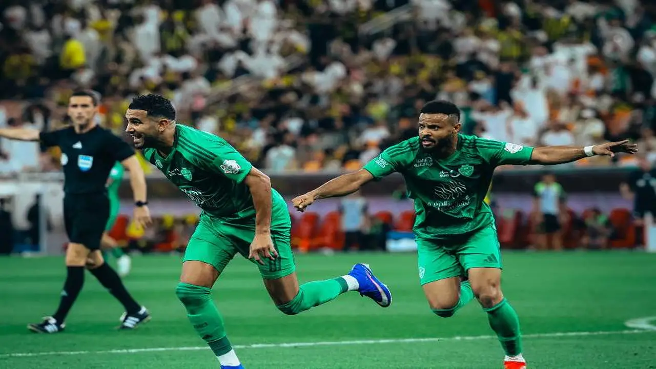 أهلي جدة يهزم التعاون بثنائية ويواصل مطاردة الكبار في الدوري السعودي